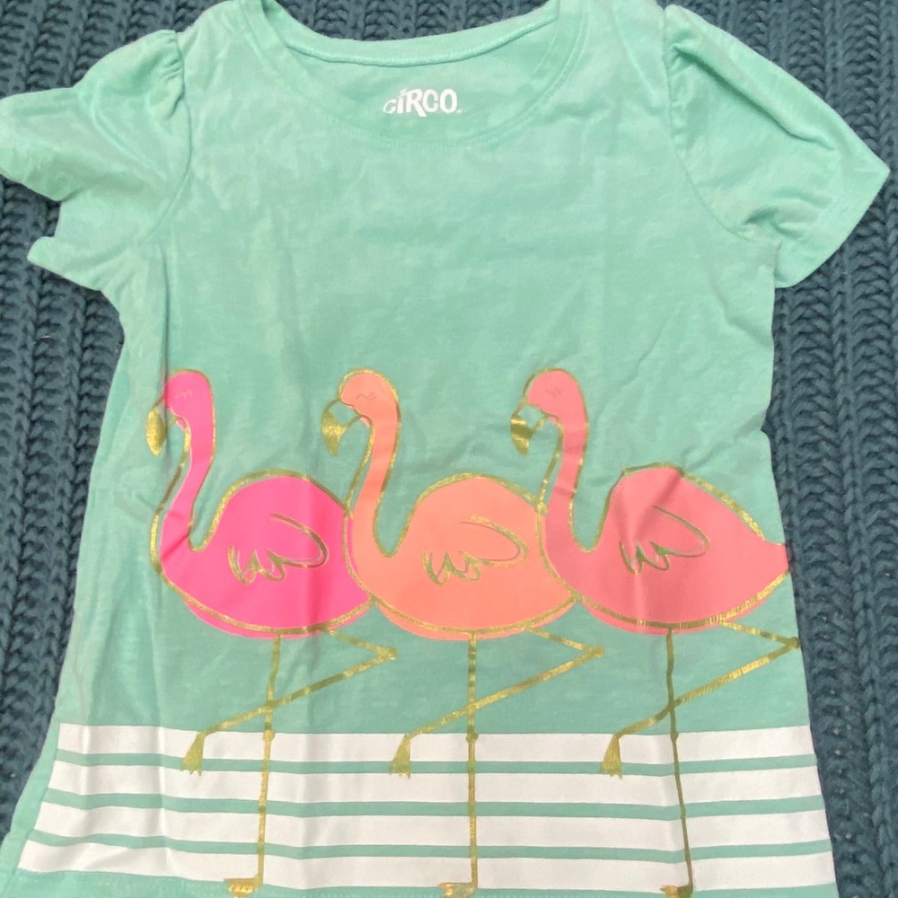 Girl blue tee